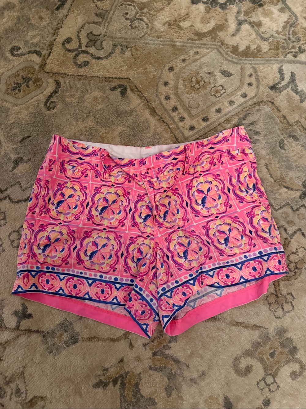 Lilly Pulitzer Women’s Pink Patterned Summer Shorts
